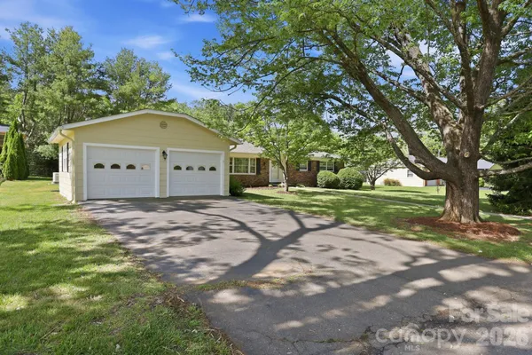 $550,000 | 22 Carjen Avenue, Asheville, NC 28804