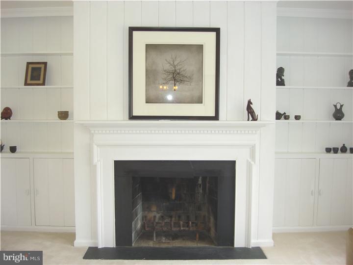 531 Walker Road Wayne, PA 19087 - Photo 5 of 25 Fireplace