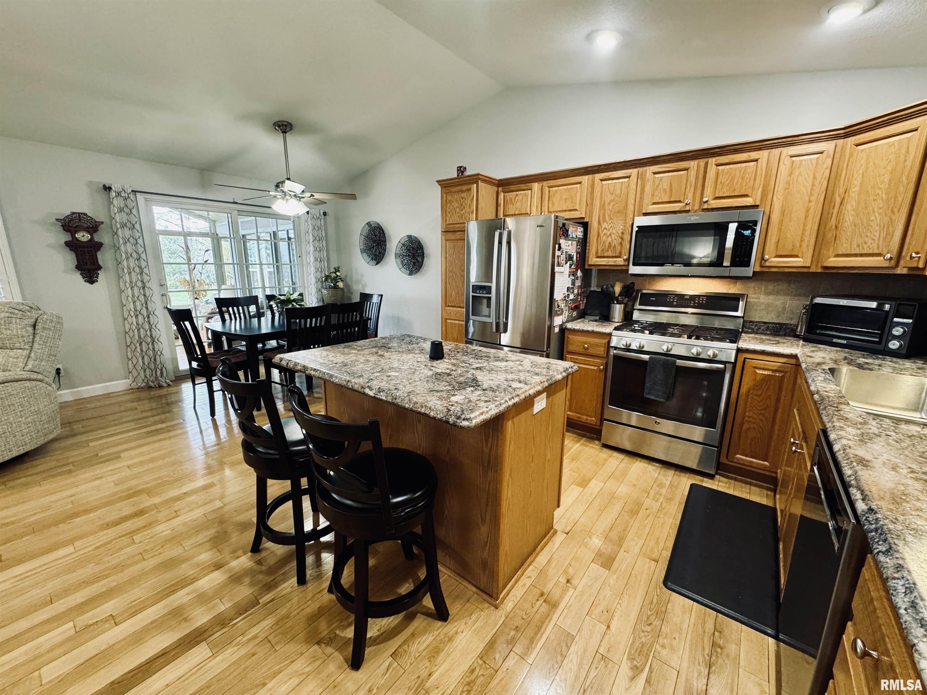 10905 North Rhonda Way Dunlap, IL 61525 - Photo 9 of 41