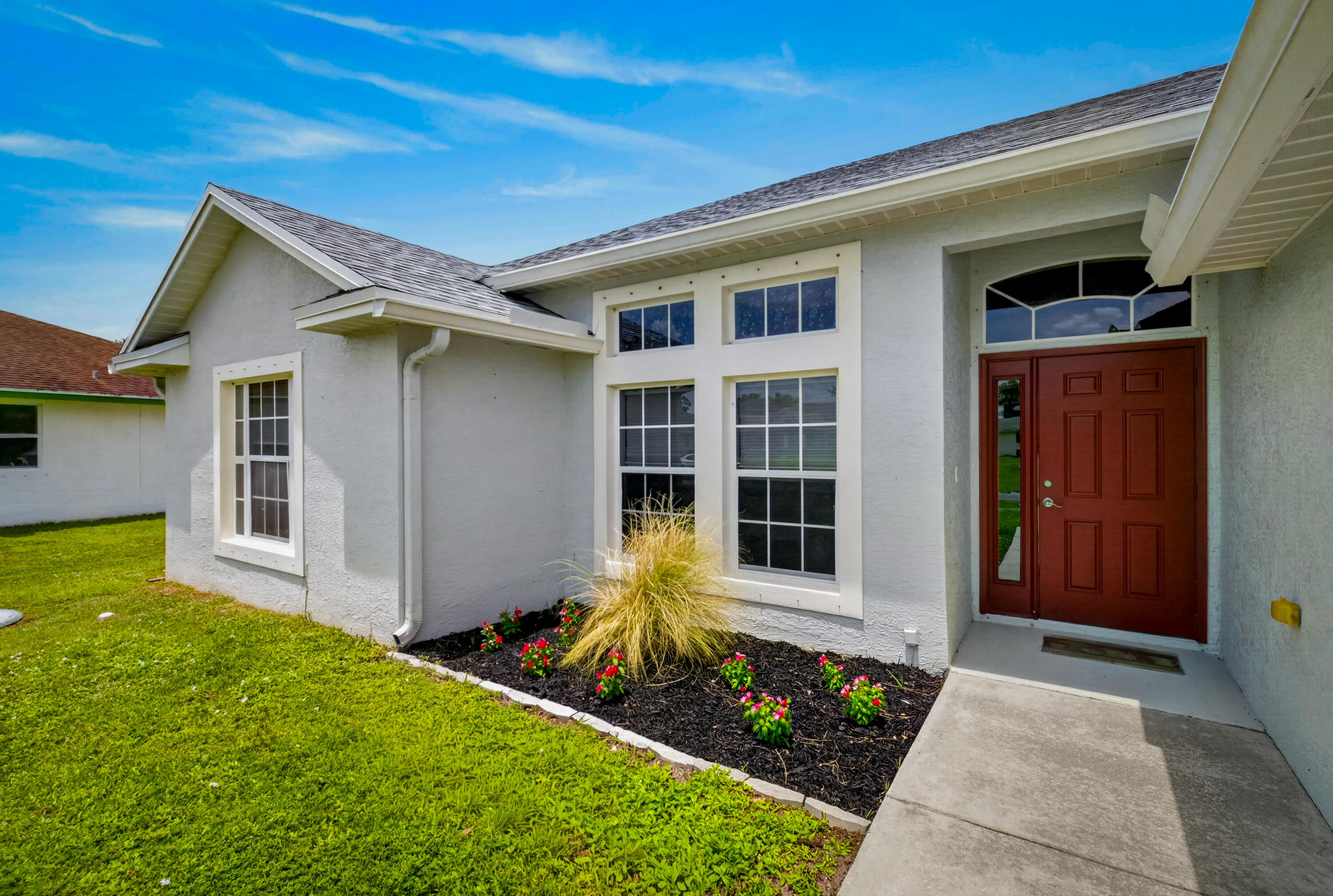 2325 Southwest Salmon Road Port St. Lucie, FL 34953 - Photo 3 of 35 DSC06102
