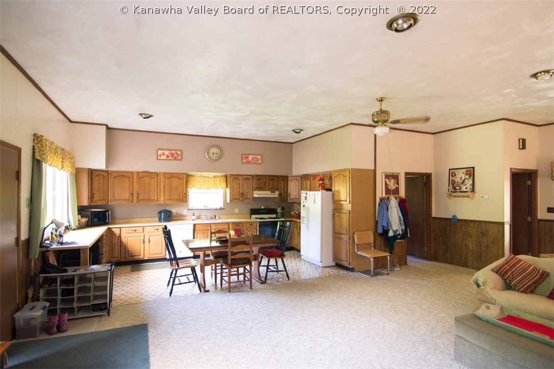 2466 Peniel Road Gay, WV 25244 - Photo 11 of 25 Gallery Image 11