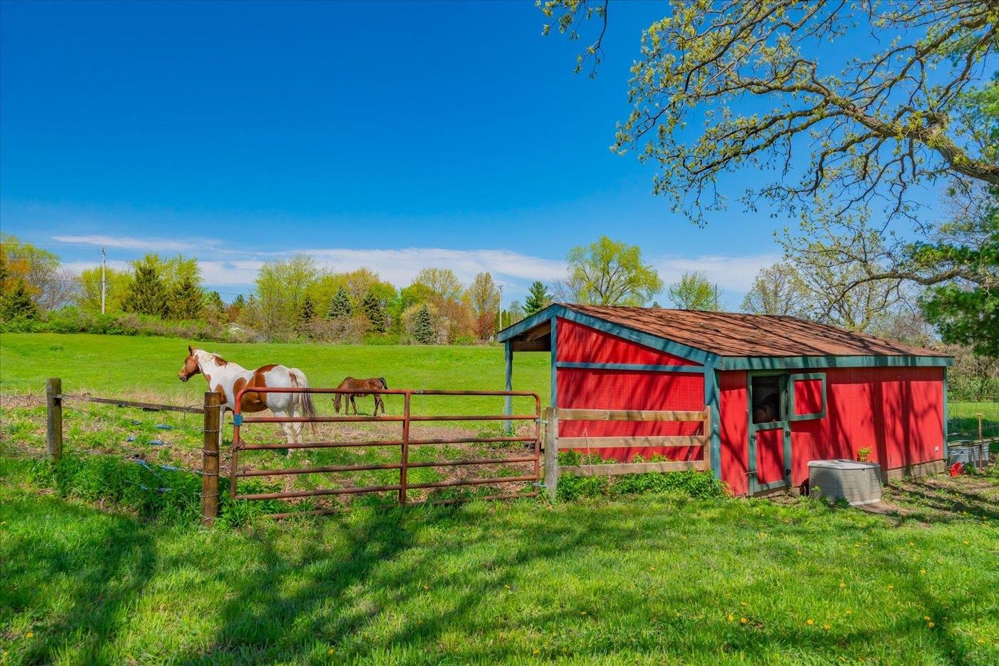 4631 County Hwy A Oregon, WI 53575 - Photo 1 of 58