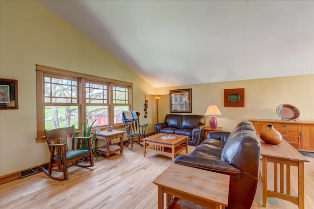 $999,000 | 4631 County Hwy A, Oregon, WI 53575