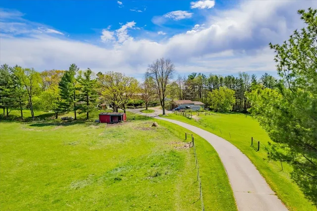 $999,000 | 4631 County Hwy A, Oregon, WI 53575