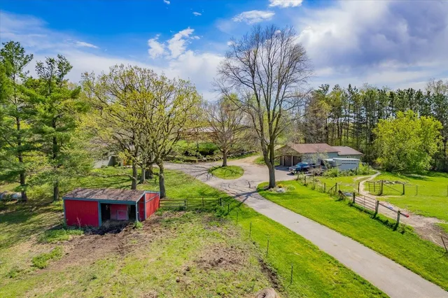 $999,000 | 4631 County Hwy A, Oregon, WI 53575