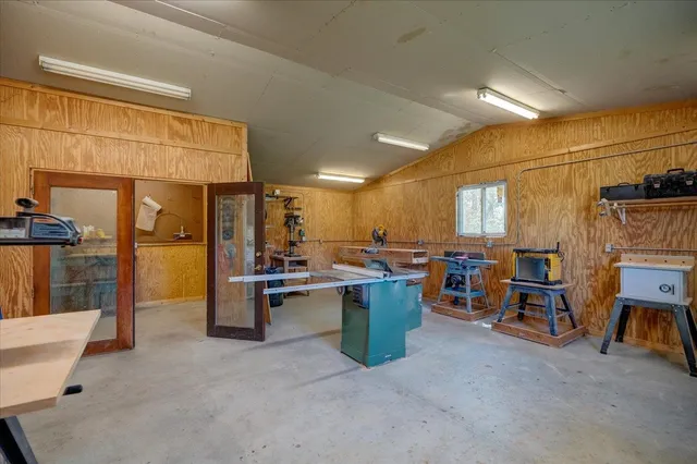 $999,000 | 4631 County Hwy A, Oregon, WI 53575