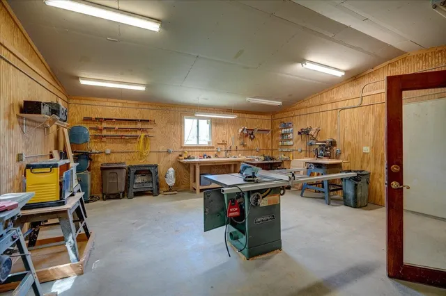 $999,000 | 4631 County Hwy A, Oregon, WI 53575