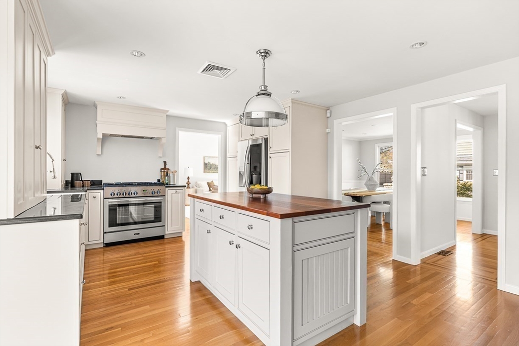 50 Brooks Street Winchester, MA 01890 - Photo 14 of 42