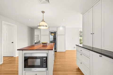 $2,595,000 | 50 Brooks Street, Winchester, MA 01890