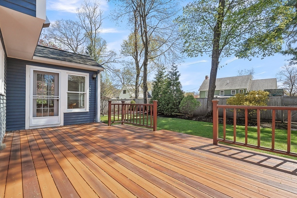 50 Brooks Street Winchester, MA 01890 - Photo 3 of 42