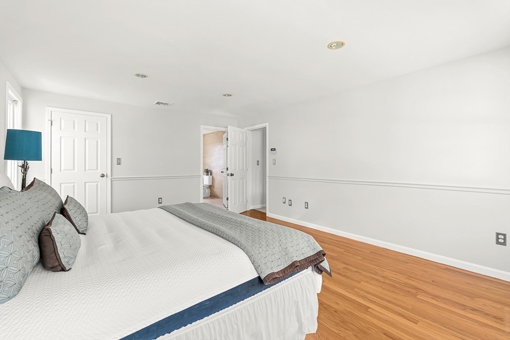 50 Brooks Street Winchester, MA 01890 - Photo 31 of 42