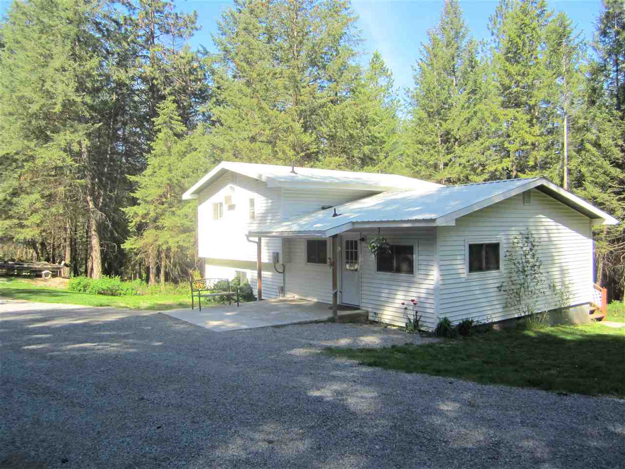12210 East Frideger Road Elk, WA 99009 - Photo 1 of 20
