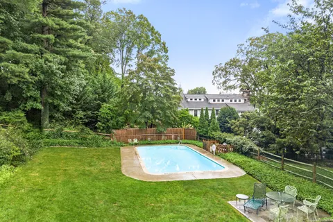 $949,000 | 254 Park Street, Unit 254, New Canaan, CT 06840