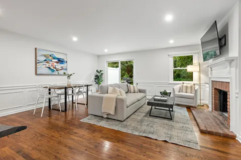 $949,000 | 254 Park Street, Unit 254, New Canaan, CT 06840