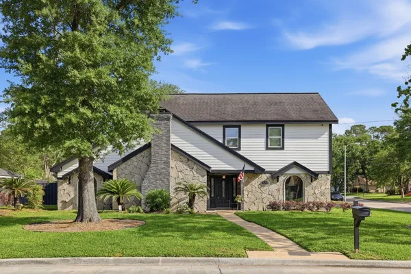 $315,000 | 15302 Falling Creek Drive, Houston, TX 77068