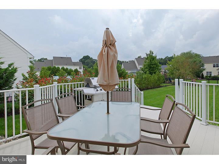 158 Yorktown Road Woolwich Township, NJ 08085 - Photo 6 of 20 Deck