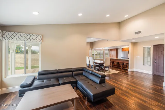 $999,000 | 4067 Weeping Willow Drive, Moorpark, CA 93021