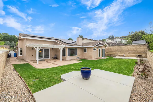 $999,000 | 4067 Weeping Willow Drive, Moorpark, CA 93021