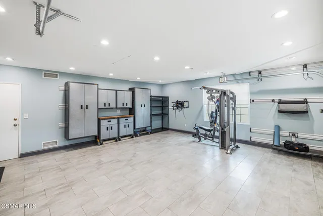 $999,000 | 4067 Weeping Willow Drive, Moorpark, CA 93021