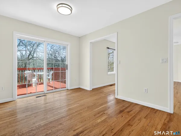 $649,900 | 86 Corey Lane, East Lyme, CT 06357