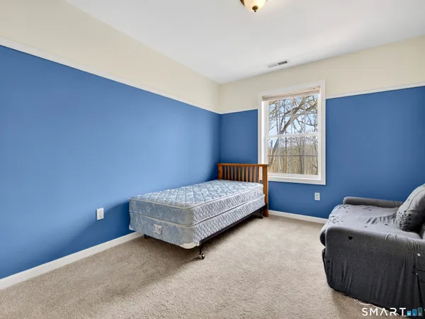 $649,900 | 86 Corey Lane, East Lyme, CT 06357