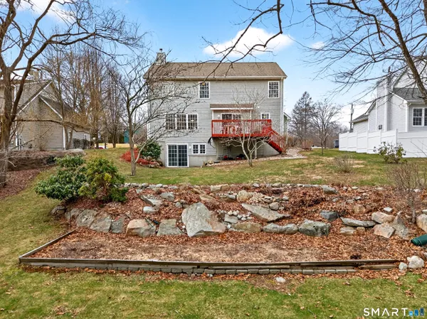 $649,900 | 86 Corey Lane, East Lyme, CT 06357