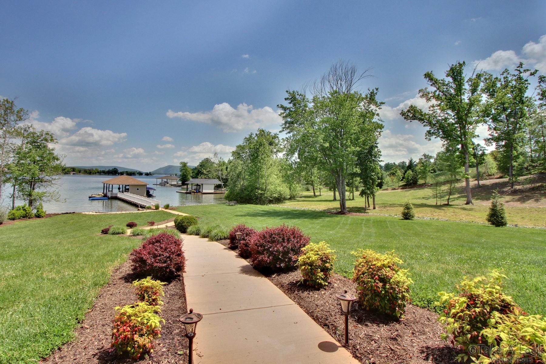 140 Calypso Road Moneta, VA 24121 - Photo 25 of 26 a view of a garden with houses