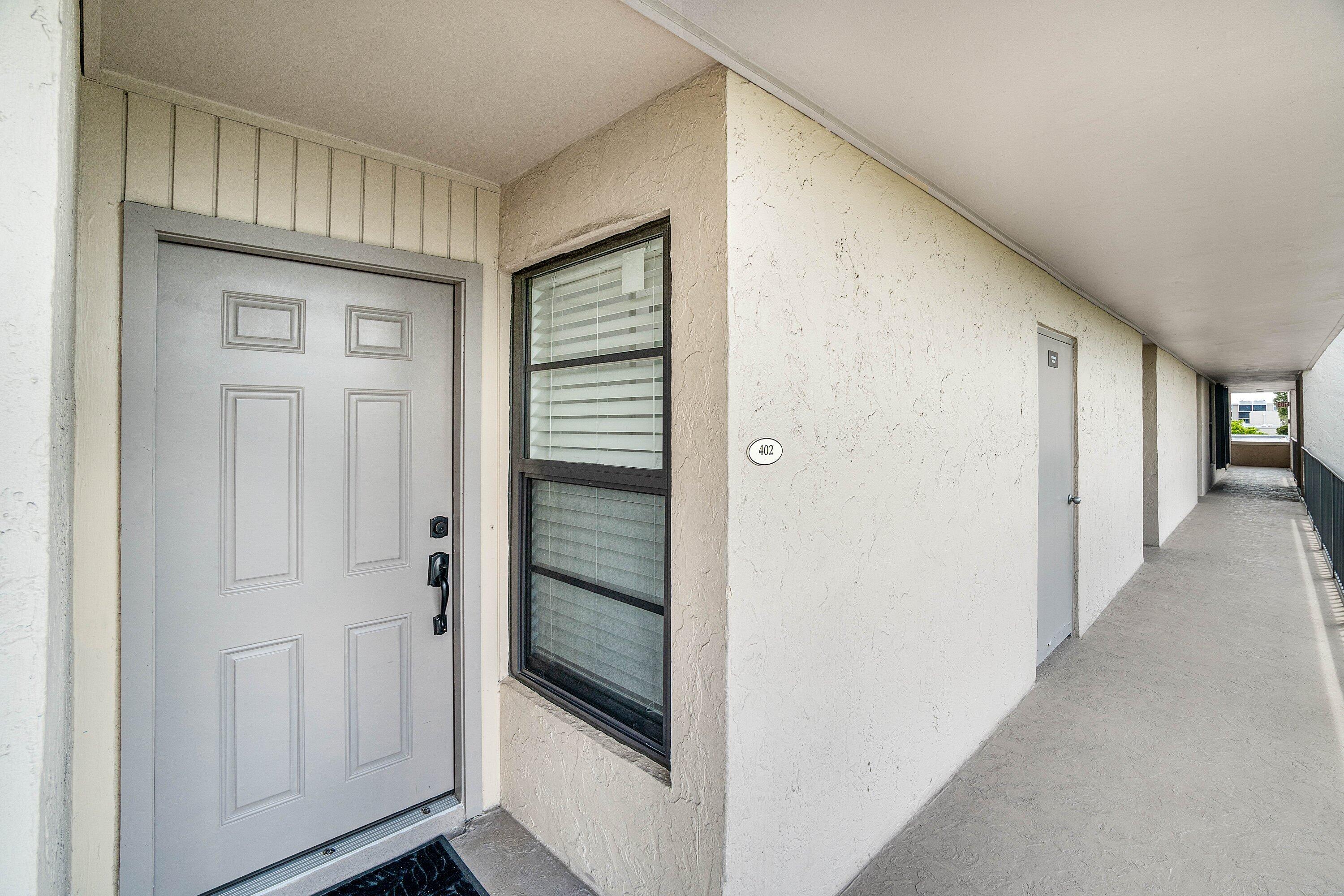 4 Royal Palm Way, Unit 4020 Boca Raton, FL 33432 - Photo 39 of 44 004-4RoyalPalmWay-402-BocaRaton-FL-33432