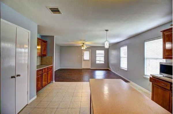 $2,000 | 21402 Doral Rose Lane, Katy, TX 77449