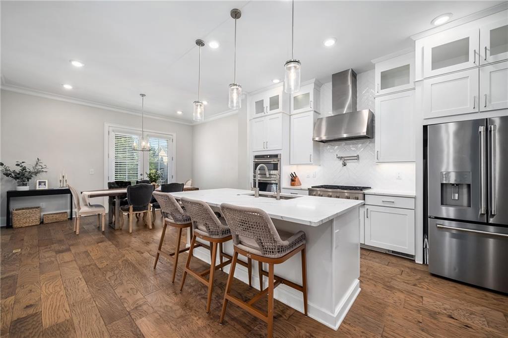 896 Mayfield Road Alpharetta, GA 30004 - Photo 4 of 57 Gallery Image 4