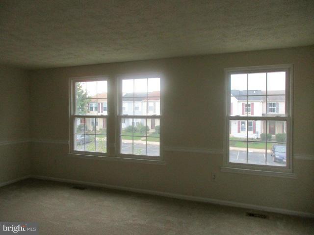 1306 Apple Ridge Court Edgewood, MD 21040 - Photo 14 of 27 an empty room with a window