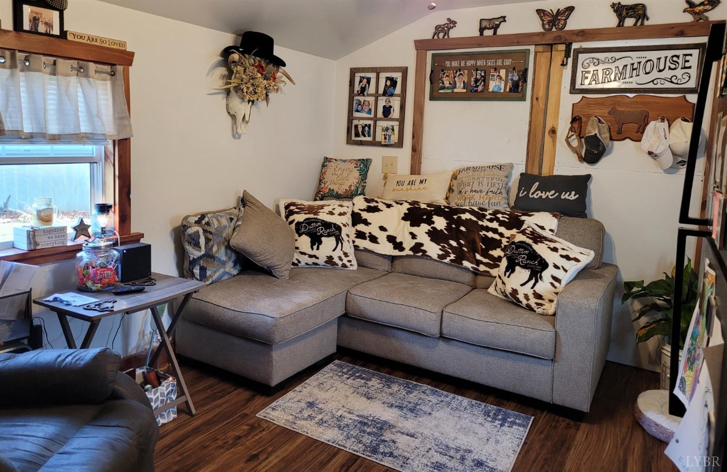 1215 Dudley Road Moneta, VA 24121 - Photo 15 of 26 Gallery Image 15