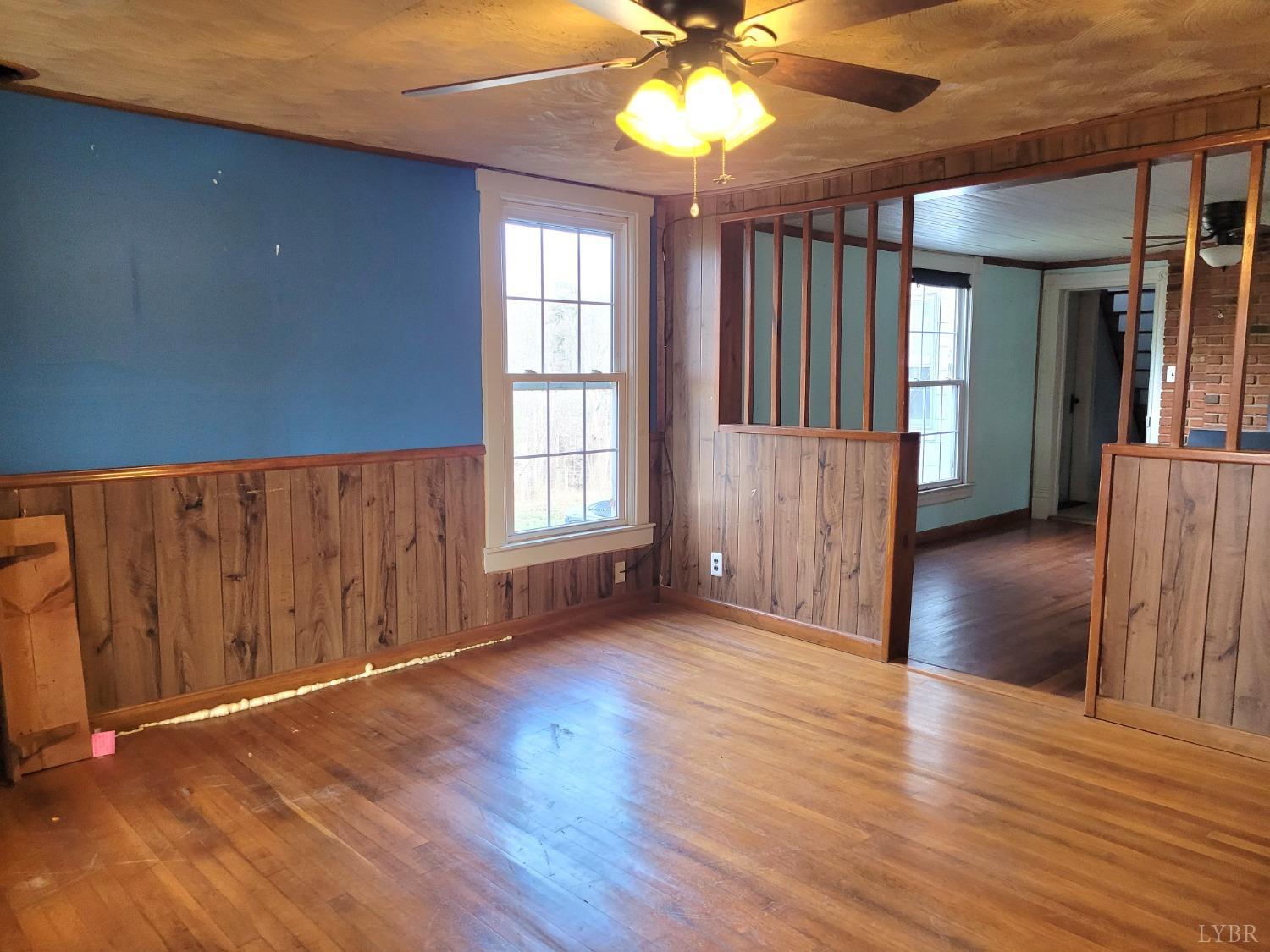1215 Dudley Road Moneta, VA 24121 - Photo 2 of 26 Gallery Image 2
