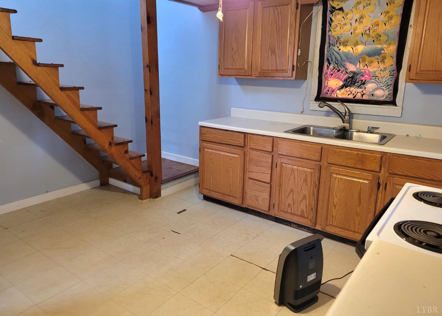 1215 Dudley Road Moneta, VA 24121 - Photo 7 of 26 Gallery Image 7