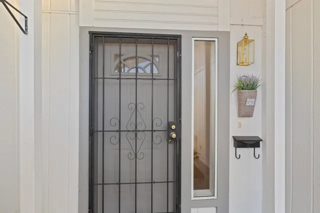 $248,000 | 12800 Honey Locust Court, Unit 14, Sonora, CA 95370