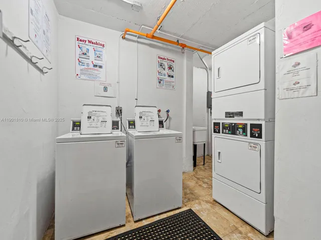 $6,000 | 600 Biltmore Way, Unit 902, Coral Gables, FL 33134