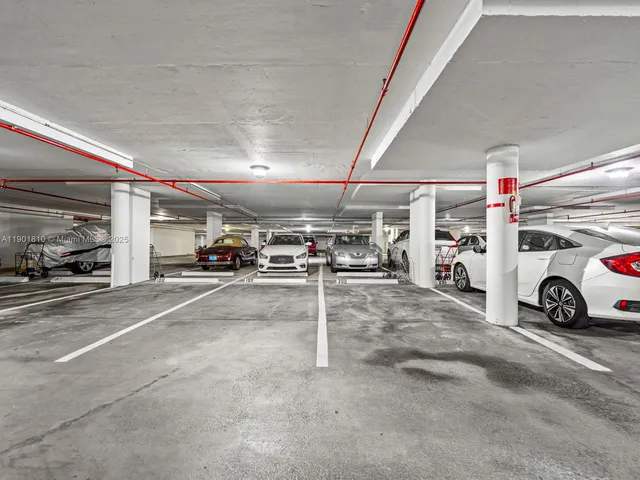 $6,000 | 600 Biltmore Way, Unit 902, Coral Gables, FL 33134