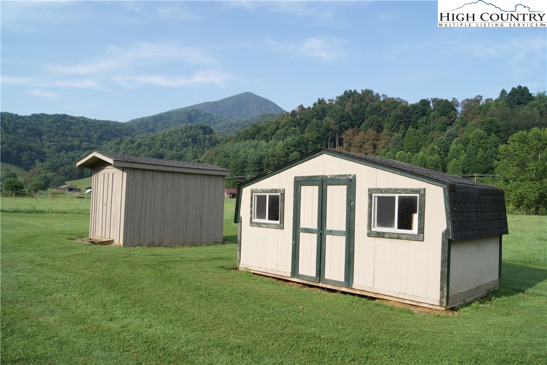 700 3 Top Road Creston, NC 28615 - Photo 38 of 49 Gallery Image 38
