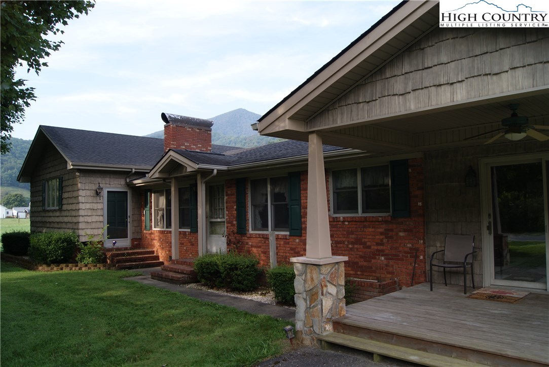 700 3 Top Road Creston, NC 28615 - Photo 9 of 49 Gallery Image 9