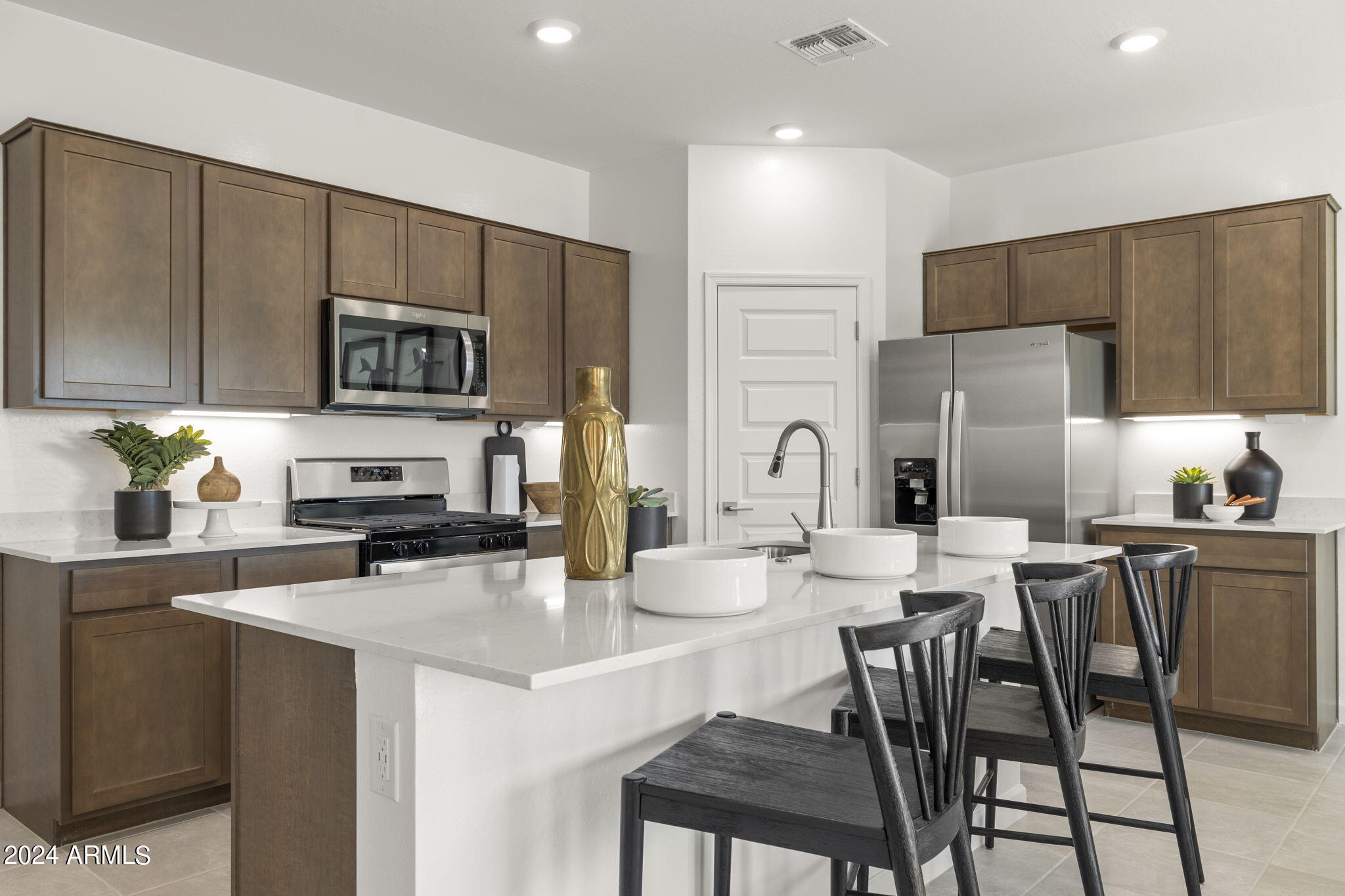 17633 West Hatcher Road Waddell, AZ 85355 - Photo 3 of 13 Cali kitchen 2