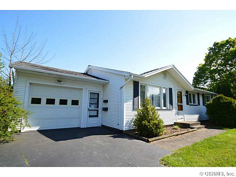 9 Wyndover Road Greece, NY 14616 - Photo 1 of 1 Exterior Front.