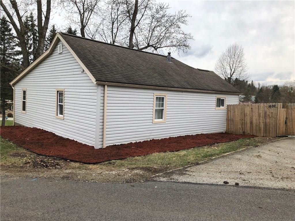 1692 Arona Road Irwin, PA 15642 - Photo 17 of 22 Gallery Image 17