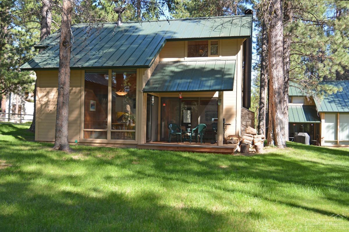 57515 Ranch Cabin Road, Unit B15 Sunriver, OR 97707 - Photo 2 of 21 Enjoy the covered deck year round. Larg
