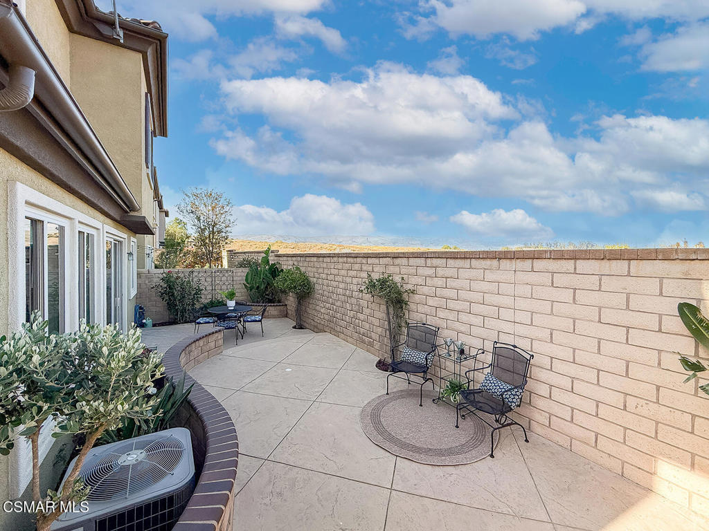 6838 Simmons Way Moorpark, CA 93021 - Photo 39 of 45
