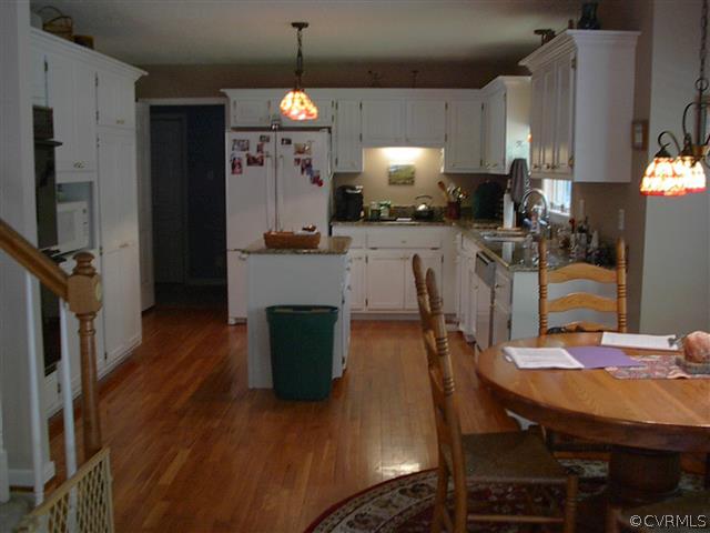604 Rothschild Drive Chester, VA 23836 - Photo 4 of 12 Gallery Image 4