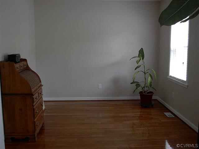 604 Rothschild Drive Chester, VA 23836 - Photo 7 of 12 Gallery Image 7