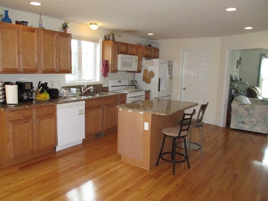 349 Chadwick Road Haverhill, MA 01835 - Photo 7 of 27 Gallery Image 7