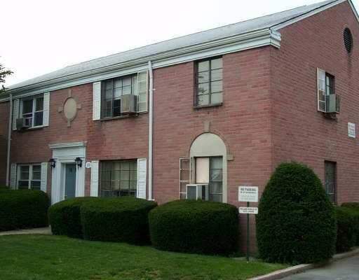 241 Seaton Road, Unit 4 Stamford, CT 06902 - Photo 1 of 1 Gallery Image 1