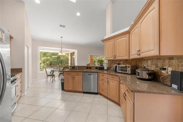 $1,175,000 | 19040 Northwest 88th Avenue Road, Reddick, FL 32686