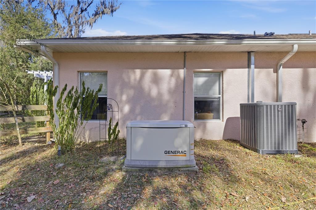 19040 Northwest 88th Avenue Road Reddick, FL 32686 - Photo 36 of 68